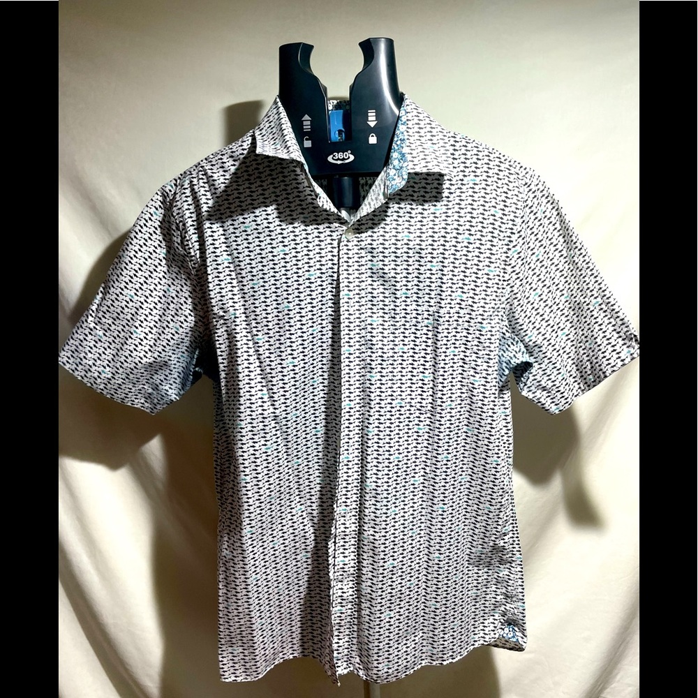 Van Heuson Men M 15-15 1/2 Fish Pattern